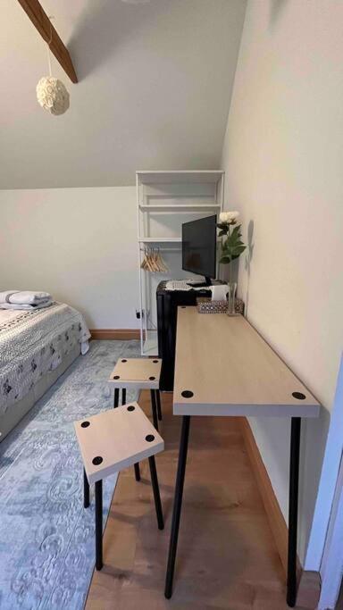 Charming Private Guest House Enfield Esterno foto